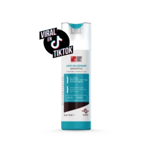 Dandrene Shampoo Anticaspa limpia y exfolia a profundidad eliminando el exceso de grasa y células muertas del cuero cabelludo.